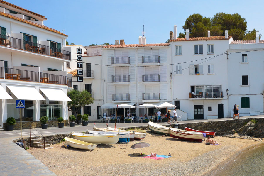 Hoteles y Pensiones en Cadaqués hoteles-habitaciones-pension